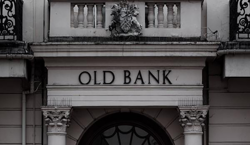 اعتقاد برندن همپتون بر منحل شدن بانکها تا ده سال آینده